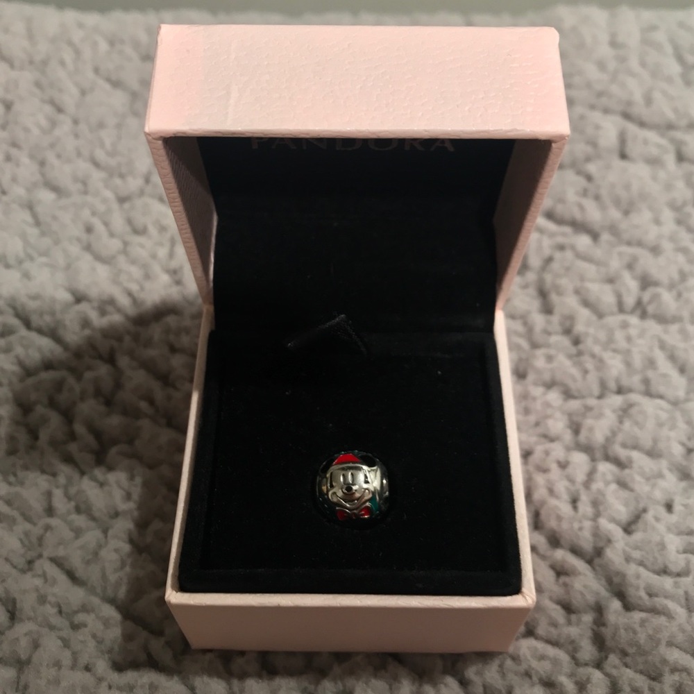 NEW! Pandora Disney Santa Mickey Charm
